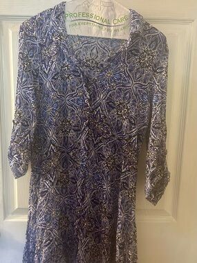 Cupio Blue and White Floral Tile Print Tunic
